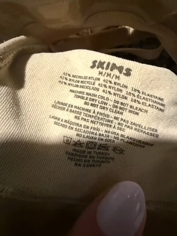 Skims Tan Sculpting Bralette - Image 3