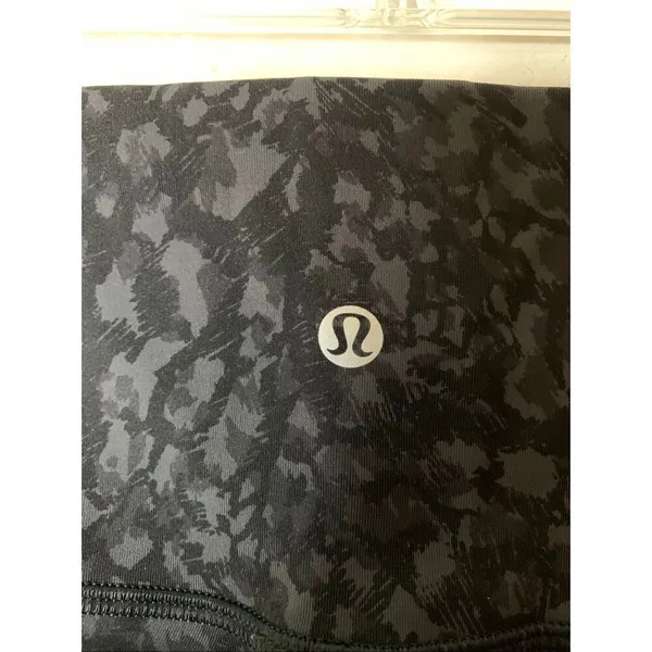 Lululemon Wunder Under High-Rise Tight 28" *Full-On Luxtreme women's size 6 - Image 4