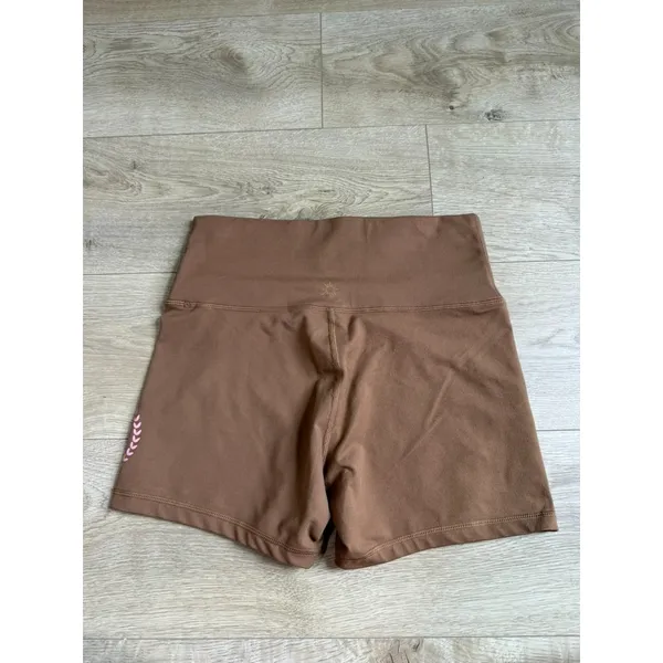 EUC OFFLINE by Aerie The Hugger Brown Smiley Bike Shorts 5" Inseam hi-rise sz L - Image 2