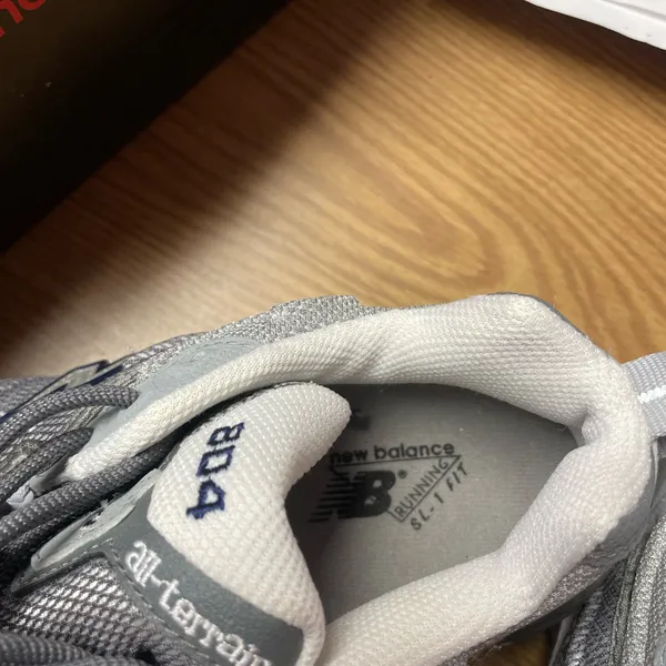 New Balance Women’s Chunky Silver Sneakers New In Box - Vintage - Size 8 W804NV - Image 5