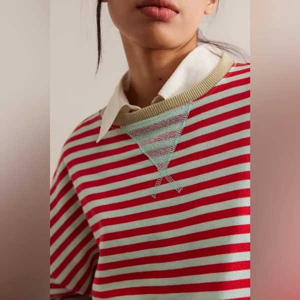 NEW! We The Classic Striped Oversized Crewneck Sweatshirt LARGE Red - Image 3