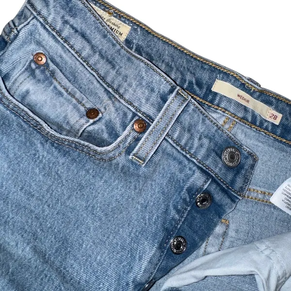NWOT Wedgie Straight Jeans - Image 5