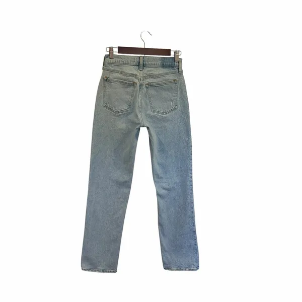 Abercrombie & Fitch Baggy Low Rise Curve Love Crossover Waist Light Wash Jeans - Image 4