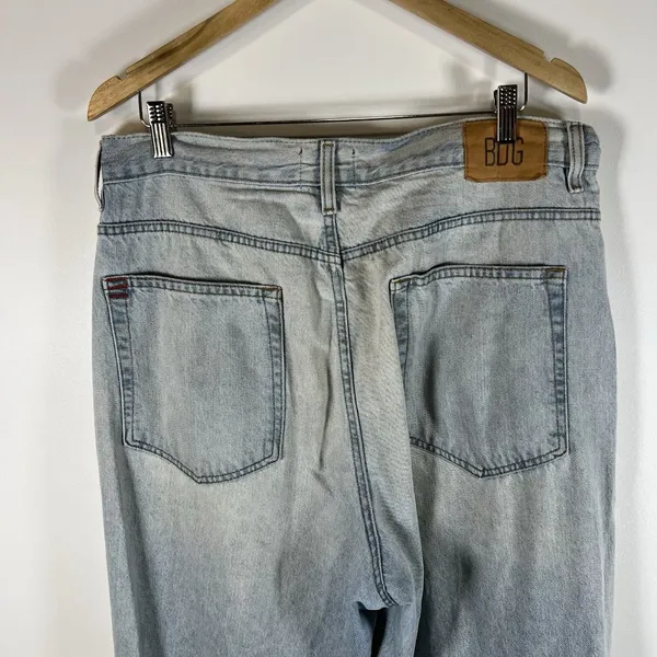 BDG Urban Outfitters Jeans Womens Size 33 Blue Denim High Rise Baggy Light‎ Wash - Image 5