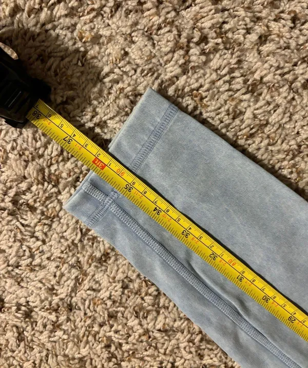 Lululemon light blue align leggings - Image 4