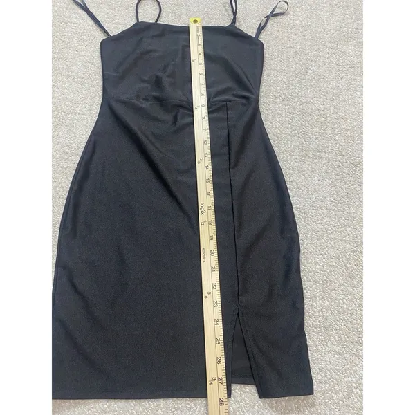Elegant Black Strapless Bodycon Dress with Side Slit Size S - Image 12