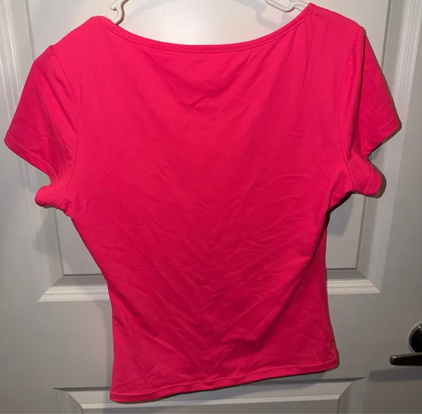 Women’s Hot Pink Shirt Size M - Image 3