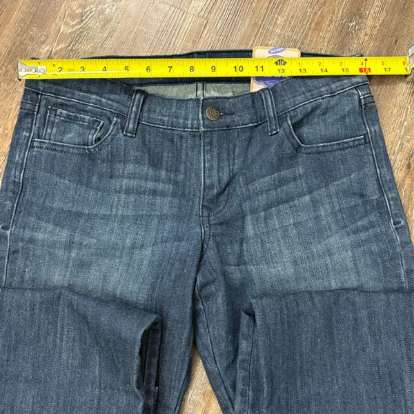 NWOT Old Navy The Diva Low Rise Stretch Denim Blue Flare Trouser Jeans 6 Casual - Image 4