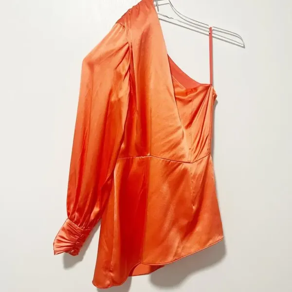 CINQ A SEPT NWT Stace Silk One Shoulder Blouse in‎ Coral Going Out Date Looks - Image 5