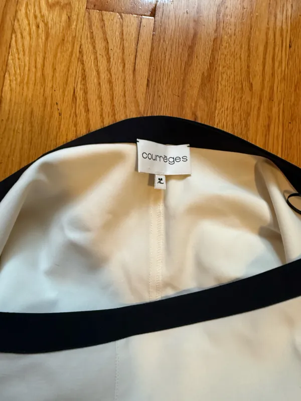 Courreges White micro Shorts with Black stripe NWT - Image 5