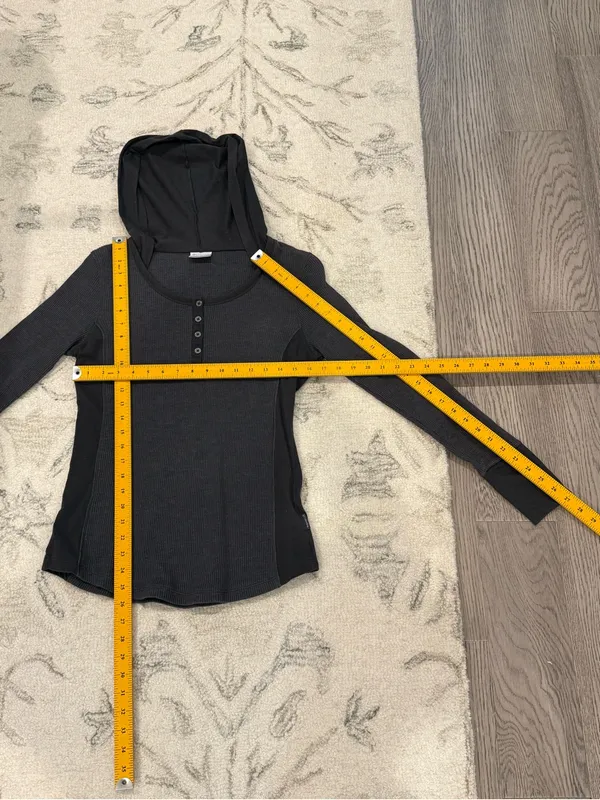 Columbia Charcoal Gray Waffle Knit Henley Hoodie Top Size Large - Image 8