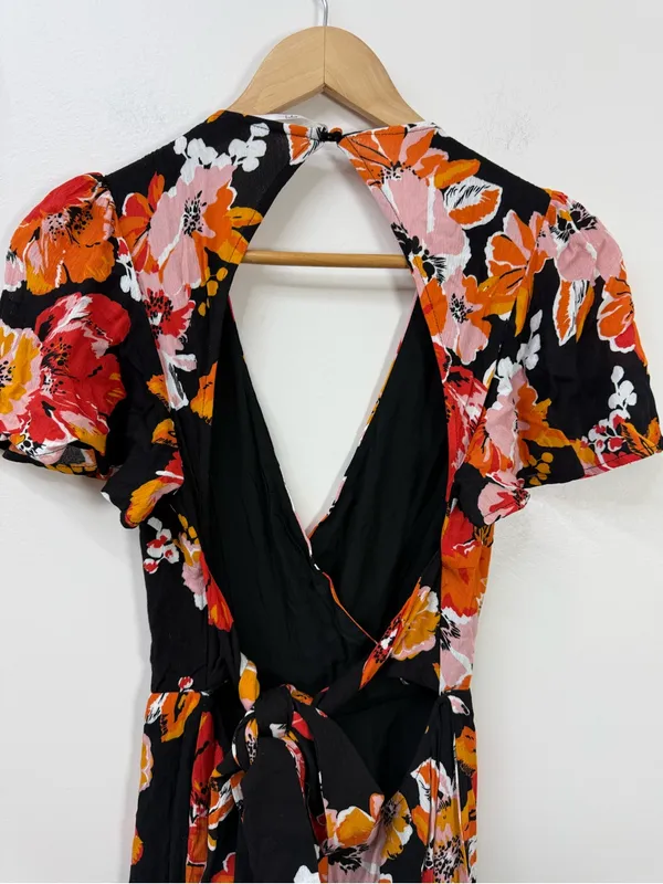 Lulu's Black Floral Wide-Leg Open-Back Jumpsuit size XS - Image 9