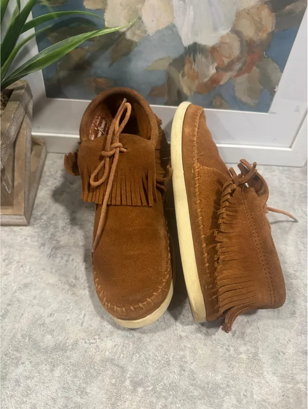 Minnetonka Venice Western Bootie Moccasins Suede Women's Size 8 - Image 4