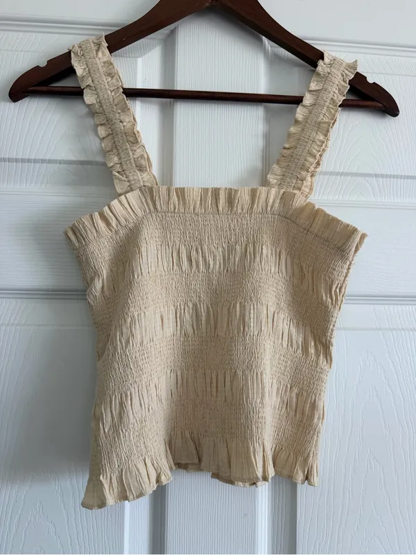 ASTR The Label Twiggy Smocked Ruffle Strap Crop Top Cream M - Image 4