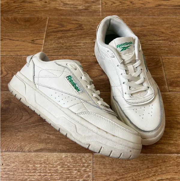 Reebok White Women’s Sneakers 8.5 - Image 3