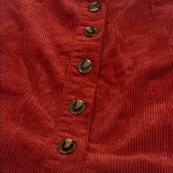 Elegant Red Button-Down Mini Skirt - Image 3