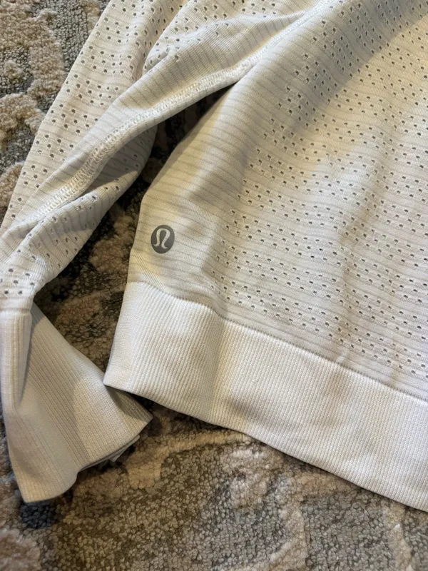Lululemon white long sleeve athletic top - Image 3