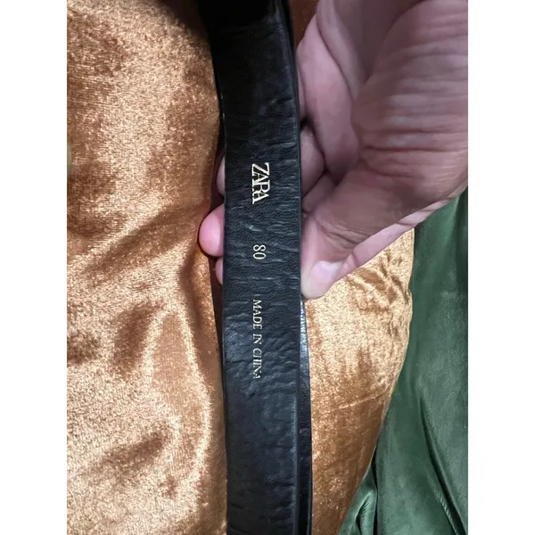 Zara Black Belt with Oversized Textured Gold Geometric Buckle Small/Medium - Image 6