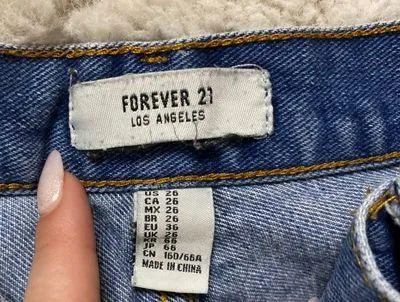 Forever 21 Denim shorts - Image 4