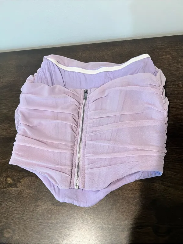 Strapless Ruched Lilac Bandeau Top - Image 3