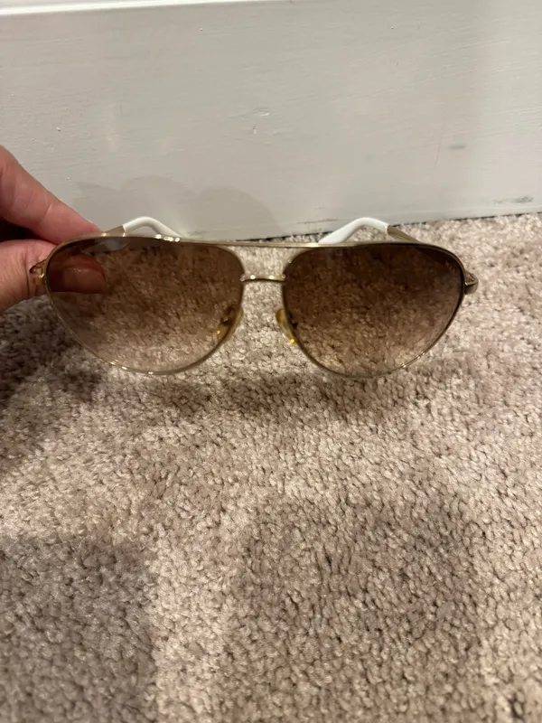Marc Jacobs Gold Aviators Sunglasses with Brown Gradient Lenses - Image 3