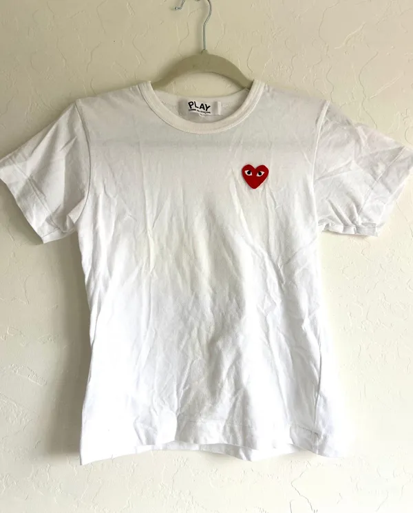 Comme des Garçons White PLAY Tee Shirt - Image 2
