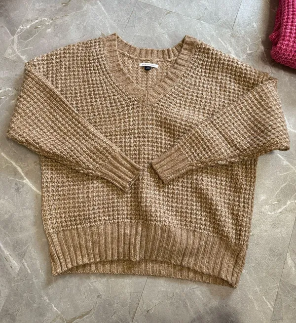 American Eagle Brown sweater - Image 2