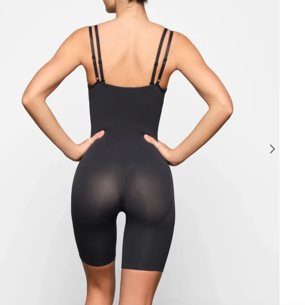 SKIMS Seamless Sculpt Butt Lifting Open Bust Bodysuit in Onyx Size M NWOB - Image 4