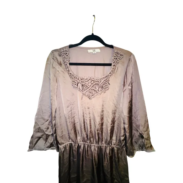 Ya Los Angeles Taupe Satin Blouson Mini Dress Macrame Embroidered Neck Boho Sz M - Image 2
