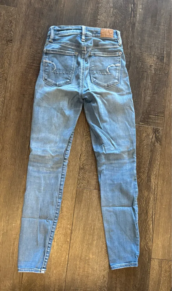 American Eagle 00 Jeans - Image 2