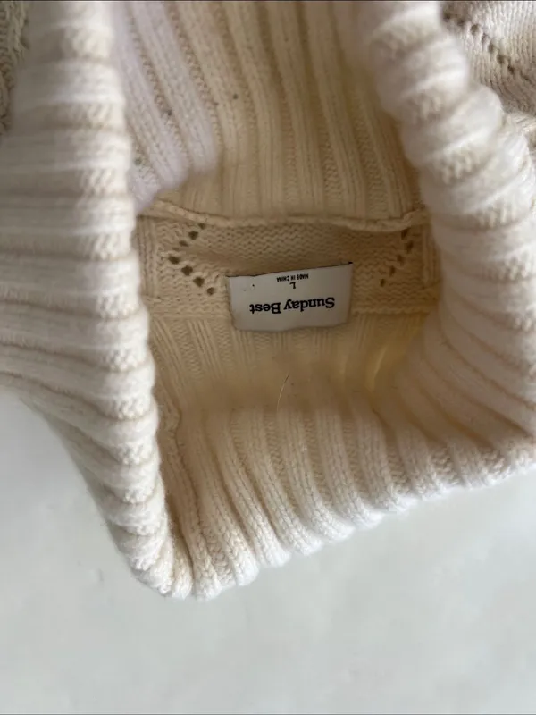 Sunday Best Aritzia Jones Diamond Knit Turtleneck Sweater Cream Large - Image 5