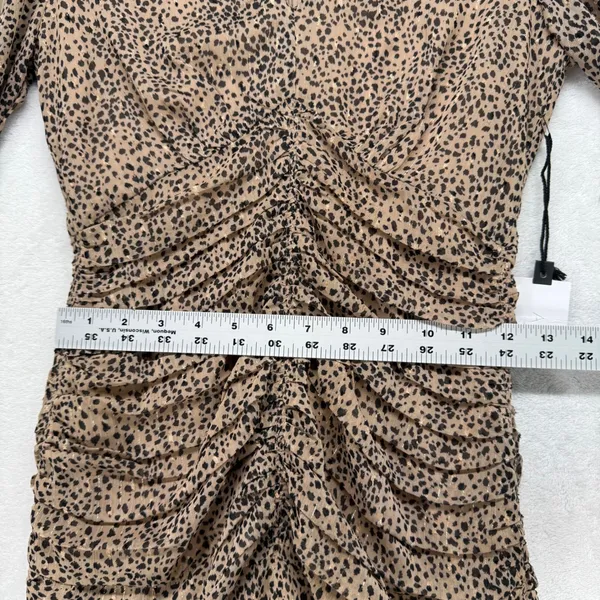 ASTR The Label Dottie Midi Dress Animal Print Ruched Long Sleeve XS‎ - Image 4