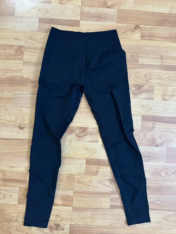 Amazon Aurola black leggings - Image 2