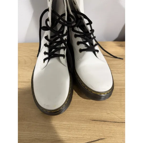 Dr. Martens WOMAN AIR WAIR ZAVALA COMBAT BOOTS - SIZE 6 - Image 2