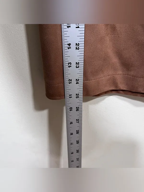 NWT Glamorous Riya Faux-Suede Button-Front Midi Skirt brown sueded small - Image 3