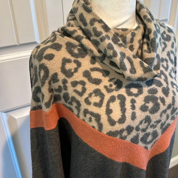 First‎ Love Small Leopard Animal Print Chevron Cowl Neck Sweater Top - Image 3