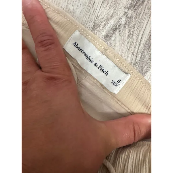 Abercrombie & Fitch Tan Crinkle Textured Wide Leg Drawstring Pants Small - Image 2