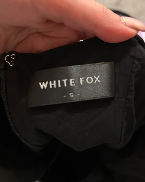 White Fox Boutique Black Dress - Image 4