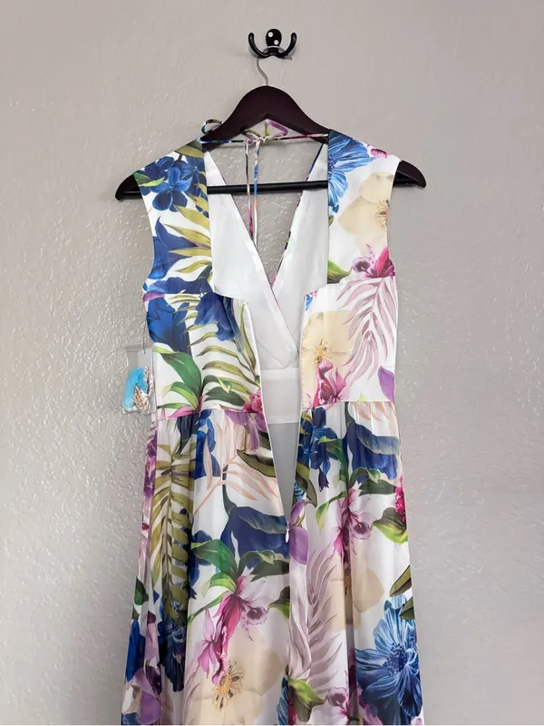 NWT $158 • Guess • Maxi Dress • Gilda • Floral Print • Small - Image 12
