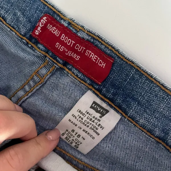 Levi's VINTAGE Cut-off Jean Shorts - Image 4