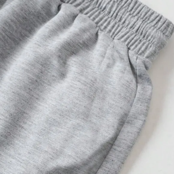Figure Graphic Drawstring Waist Shorts - Image 3
