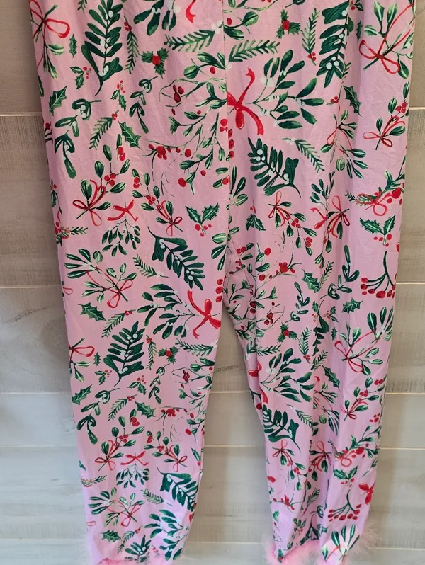 {M} Np Brand Festive Christmas Holiday Pajamas Pink Green - Image 7