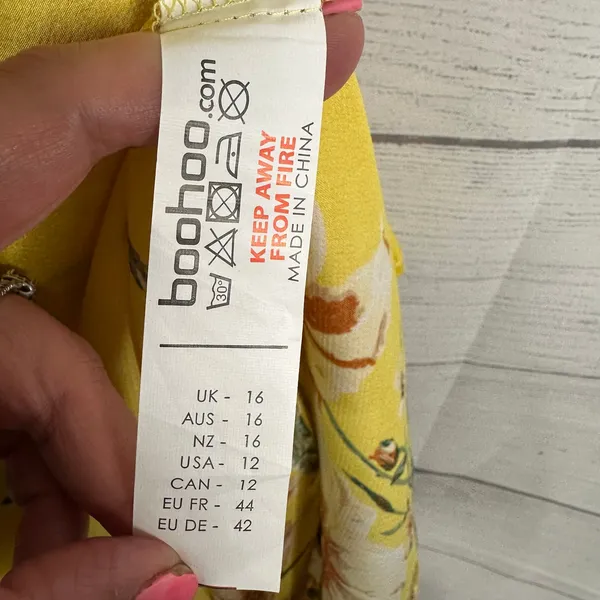 Boohoo NWT Womens 12 Yellow Satin Floral Cowl Neck Slip Maxi Dress Flute Hem - Image 7