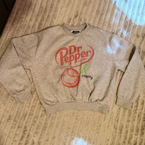 Forever 21 Dr Pepper Cherry Graphic Sweatshirt Gray Crewneck Large - Image 2