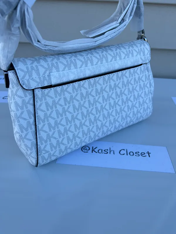 Michael Kors MK Jet Set MD Logo Convertible Crossbody Clutch Bag - Bright White - Image 3
