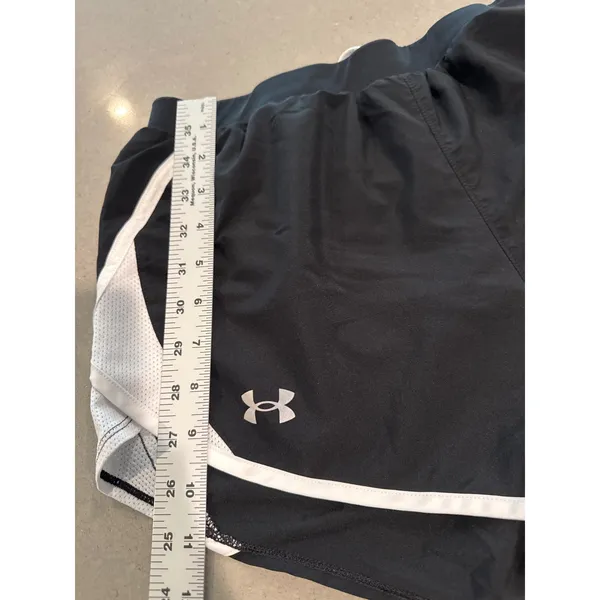 Under Armour Women's Running Shorts Black White Athletic Gym Workout‎ Small - Image 3