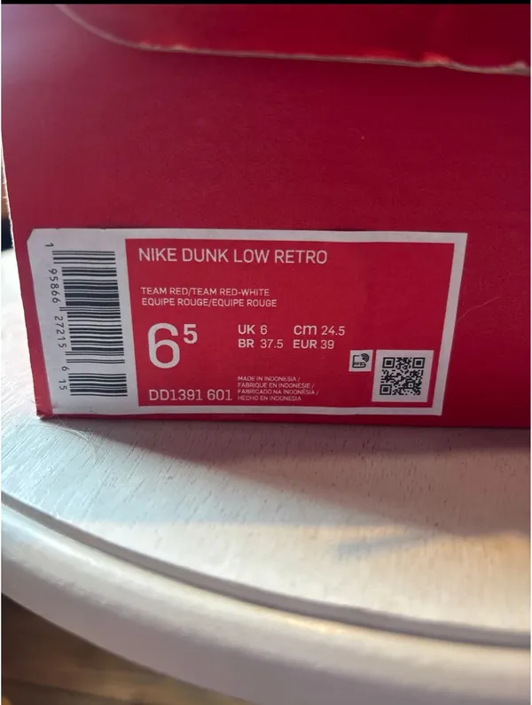 Nike Dunk Low Sneakers - Image 4