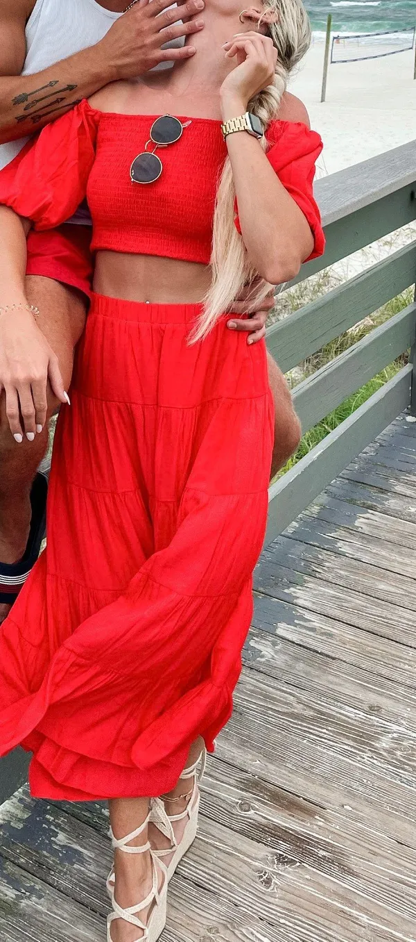 Red Two Piece Puffer Sleeve Dress - Image 4