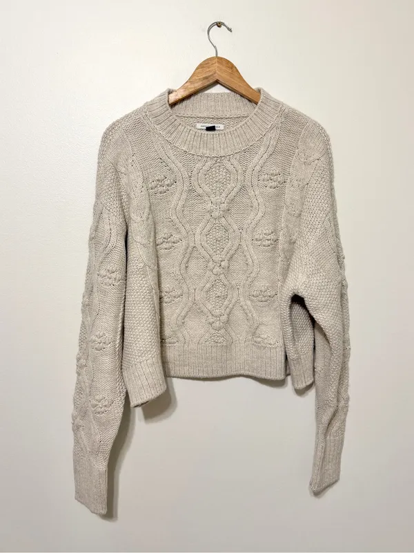 NWT AE Snow Stopper Sweater Size Large Cream Cable Knit Chunky NEW beads - Image 2