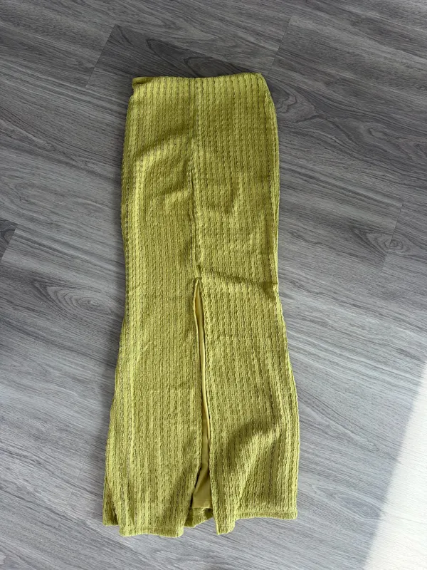 White Fox Boutique Lime Green Maxi Skirt - Image 3